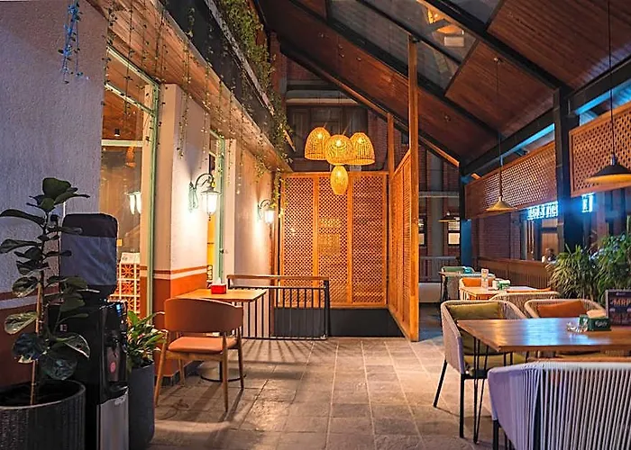 Hotel Kailashkutee